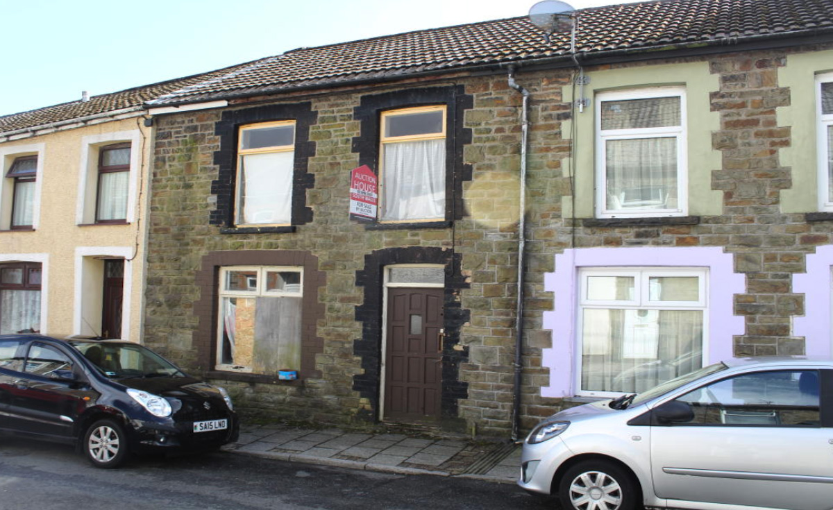 Cheap property for sale houses under